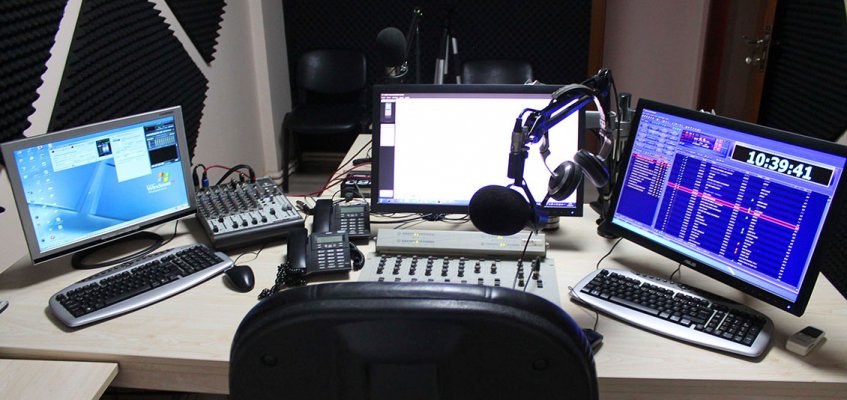 Radyo 38 Stüdyomuz